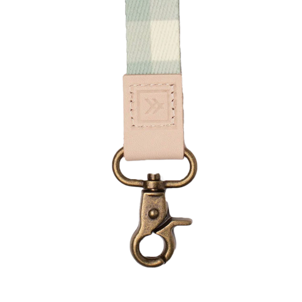thread wrist lanyard iris